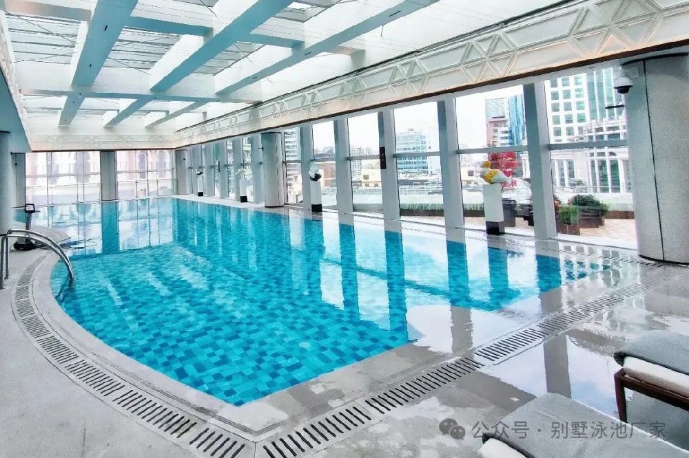 游泳池濾料哪種好？AFM 活性濾料 vs 石英砂，水質與效益雙優之選！